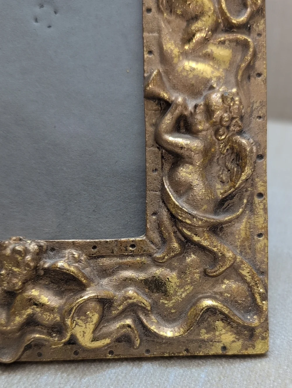 Ornate Gold Cherub Picture Frame - Decorative Home Accent 3.5 x 5 Photo Opening